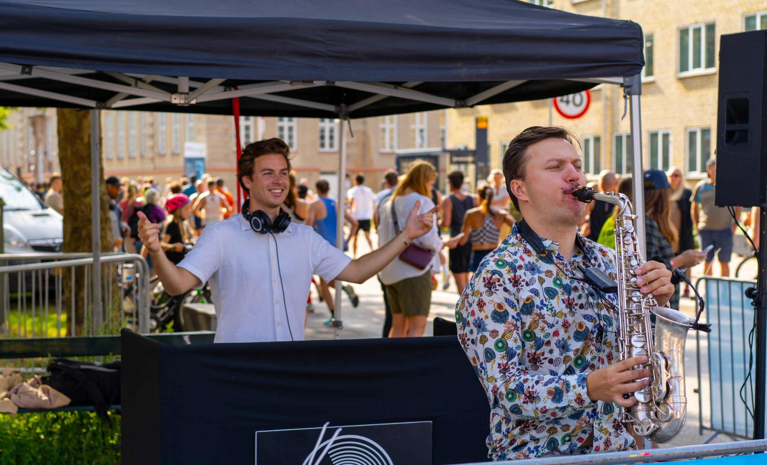 Lej en DJ og saxofonist Marathon København Sparta løb