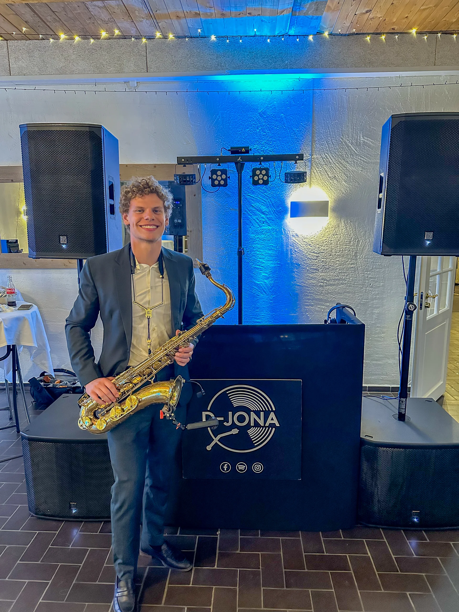 Asger Saxofonist hos DJona